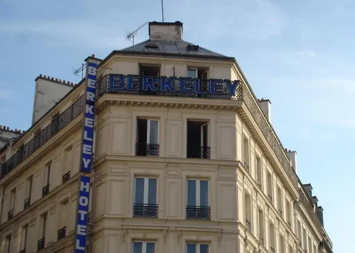 Berkeley Hotel 3*