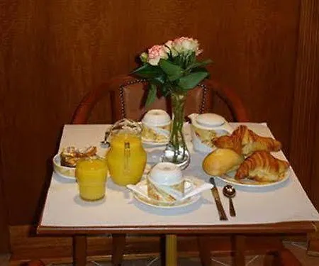 Berkeley 3* Parigi